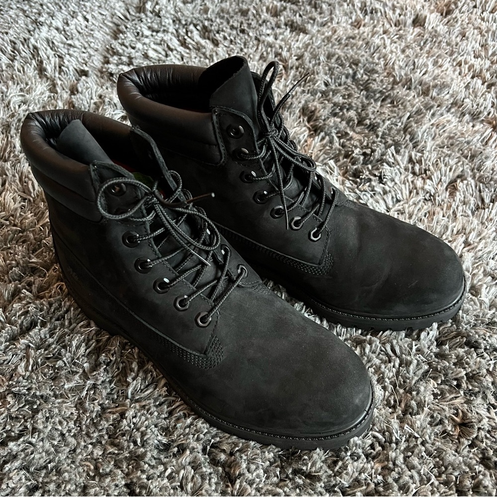 TIMBERLAND BOOTS